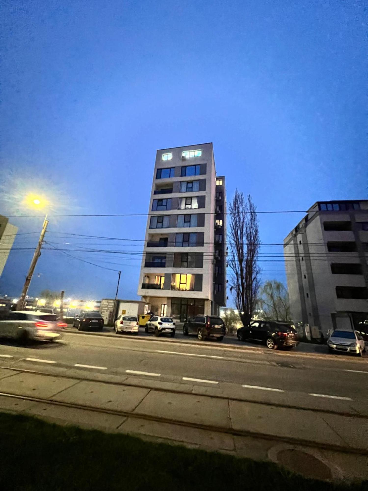 Delux Daire Craiova Dış mekan fotoğraf